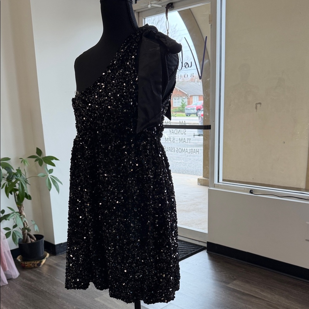 Black One-Shoulder Sequin Mini Dress